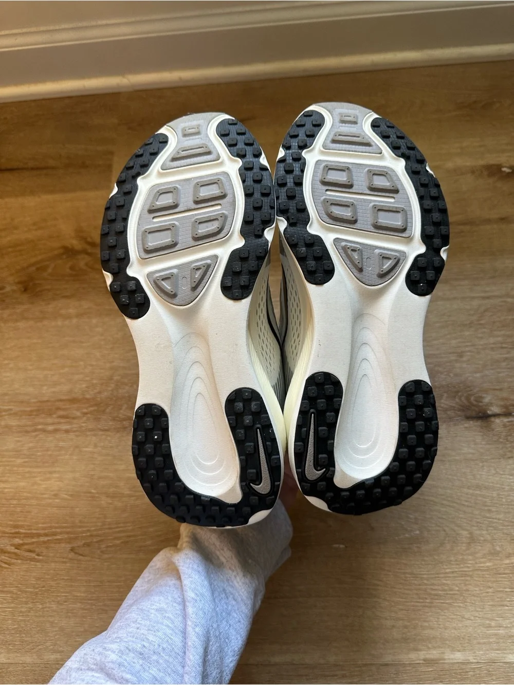 Nike Women’s Vomero 18